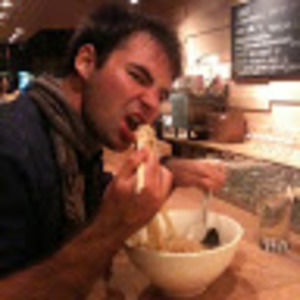 Meet your Posher, Ari